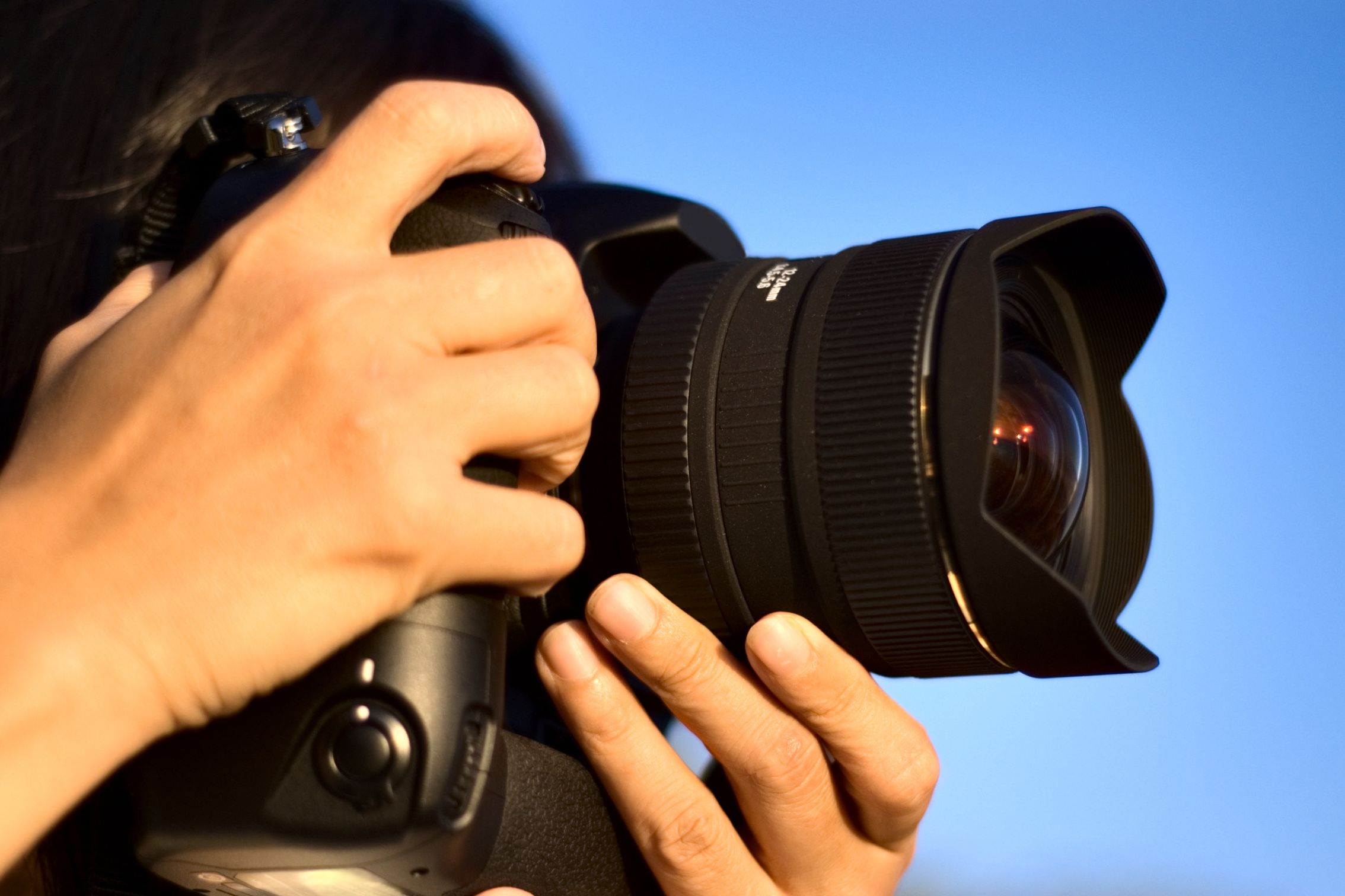Read more about the article باقات وأسعار عروض اليوم الوطني لتصوير المنتجات بالدمام 2025 | أفضل شركة تصوير بالدمام